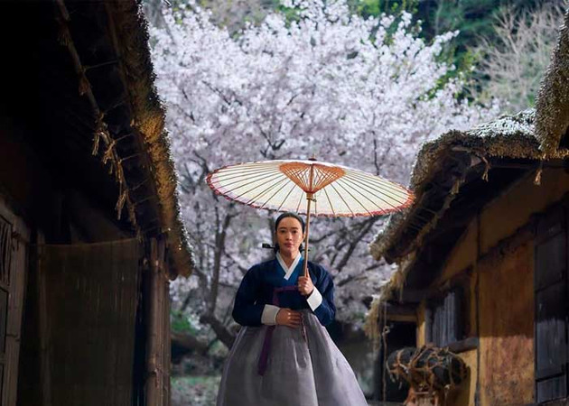 Зонтик королевы Ким Хе Су Kim Hye Soo Shuroop 슈룹 Under the Queen's Umb