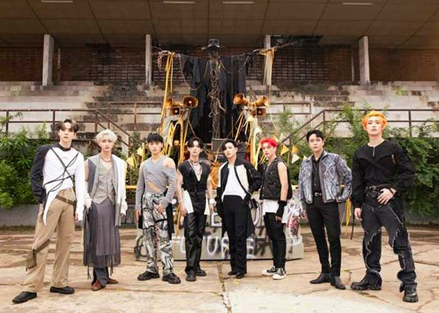 ATEEZ 에이티즈 HALAZIA FROM THE WITNESS ATEEZ 에이티즈 HALAZIA FROM THE WITNESS