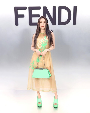 Milan Fashion Week Неделя моды Милан Юци Yuqi (G)I-DLE Fendi Milan Fashion Week Неделя моды Милан Юци Yuqi (G)I-DLE Fendi