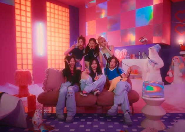 NMIXX 엔믹스 expérgo Young Dumb Stupid