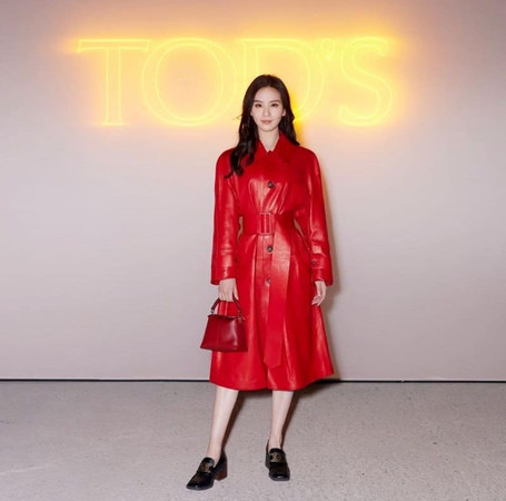 Milan Fashion Week Неделя моды в Милане Liu Shishi Лю Ши Ши Tod's Milan Fashion Week Неделя моды в Милане Liu Shishi Лю Ши Ши Tod's