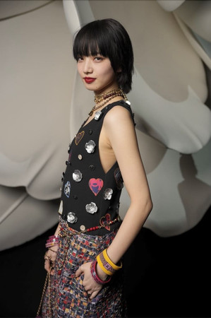 Комацу Нана Komatsu Nana Chanel Paris Fashion Week 2023 париж неделя
