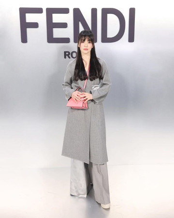 Milan Fashion Week Неделя моды в Милане Song Hye kyo Сон Хе Гё Fendi Milan Fashion Week Неделя моды в Милане Song Hye kyo Сон Хе Гё Fendi