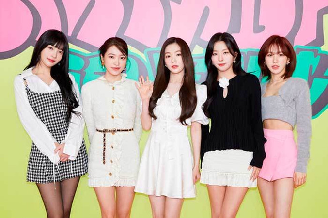 Конец эпохи женских K-pop групп третьего поколения Red Velvet Конец эпохи женских K-pop групп третьего поколения Red Velvet
