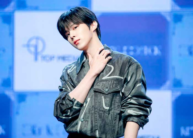 KIM WOO SEOK 김우석 Dawn Blank Page Desire UP10TION KIM WOO SEOK 김우석 Dawn Blank Page Desire UP10TION
