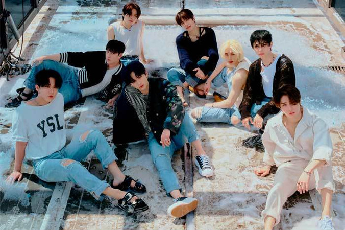Музыка Stray Kids популярна только за границей?