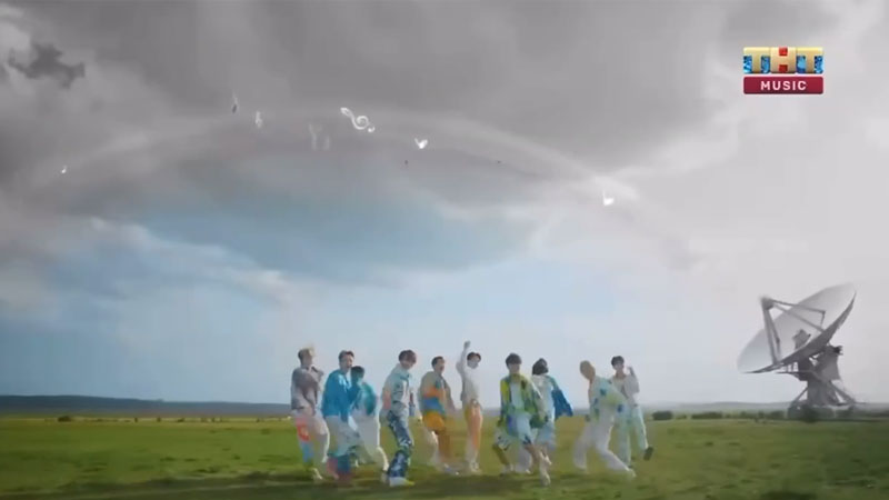 На российском ТВ отредактировали клип SEVENTEEN