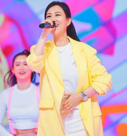Jang Yoon Jeong Чан Юн Джон Чжон 장윤정 Forbes Korea Power Celebrity
