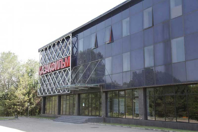 FanAsia - Только 8% снятых «Казахфильмом» лент вышли в прокат