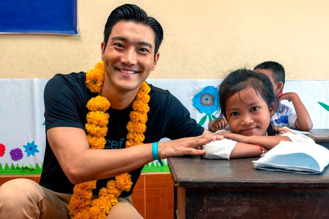 Чхве Шивон Siwon Choi Super Junior UNICEF ЮНИСЕФ