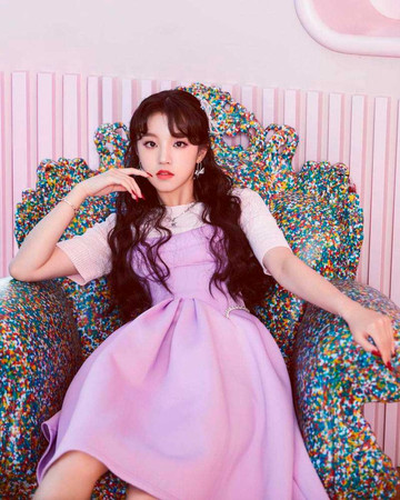 Юци Yuqi (G)I-DLE Юци Yuqi (G)I-DLE