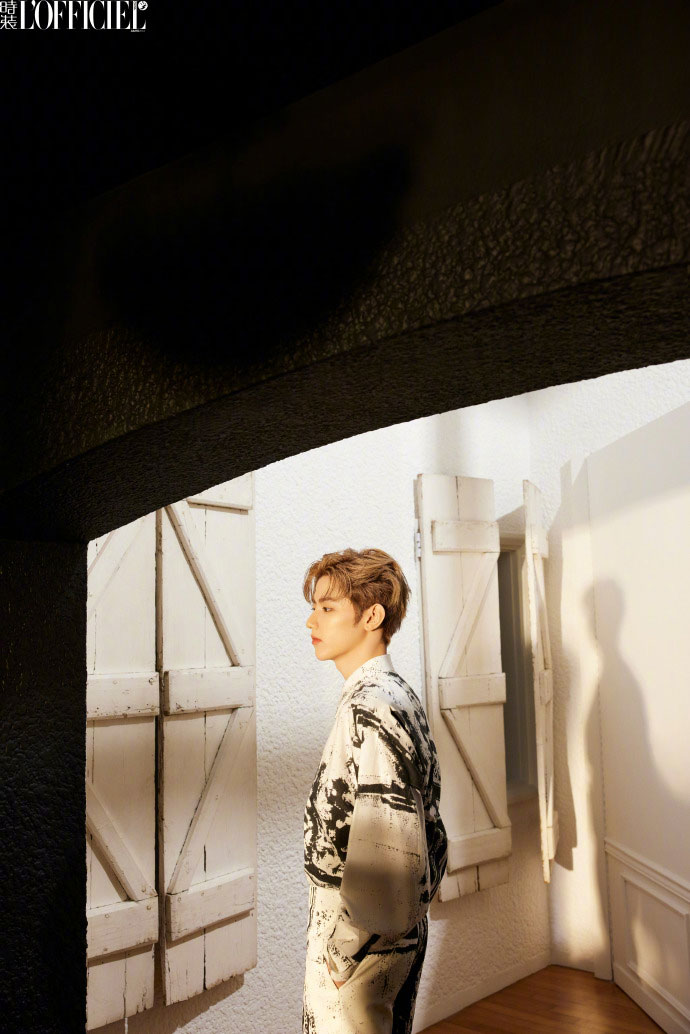 Чжан Хао из ZEROBASEONE для L’Officiel China