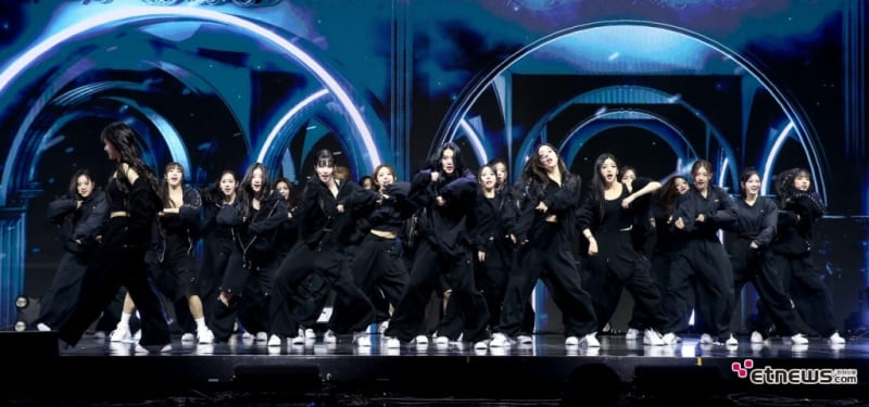 tripleS 트리플에스 ASSEMBLE24 tripleS 트리플에스 ASSEMBLE24