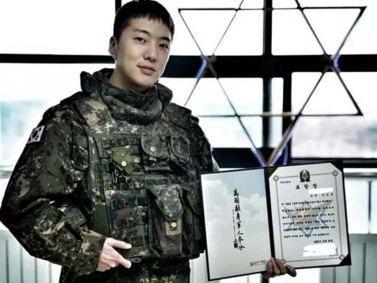 к-поп айдолы армия возвращение Winner Seungyoon Сынюн к-поп айдолы армия возвращение Winner Seungyoon Сынюн