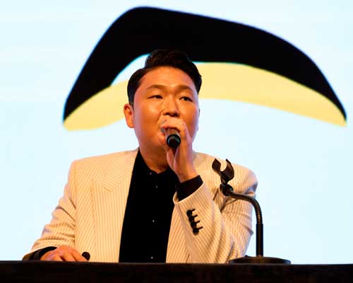 PSY выпустил альбом в сотрудничестве со многими K-pop звездами