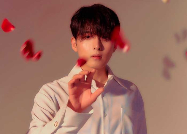 Рёук 려욱 Ryeowook Super Junior A Wild Rose Hiding Words