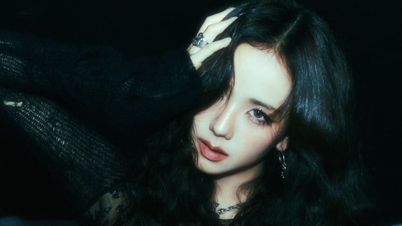 Джису из BLACKPINK выпустила альбом «Amortage»