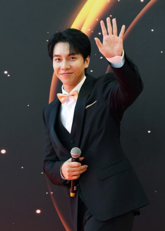 Ли Сын Ги Lee Seung Gi 이승기 Hook Entertainment