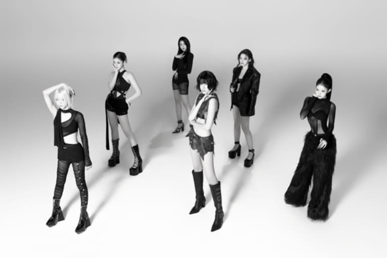 STAYC 스테이씨 S BEBE