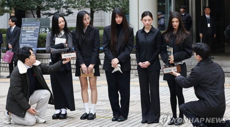 NewJeans ADOR 뉴진스 어도어