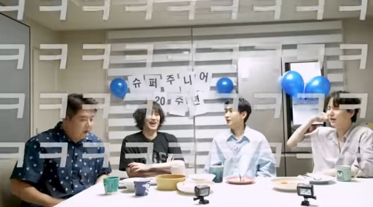 Super Junior 슈퍼주니어 Кюхён KYUHYUN Ынхёк Eunhyeok Шиндон Shindong Хичоль Super Junior 슈퍼주니어 Кюхён KYUHYUN Ынхёк Eunhyeok Шиндон Shindong Хичоль