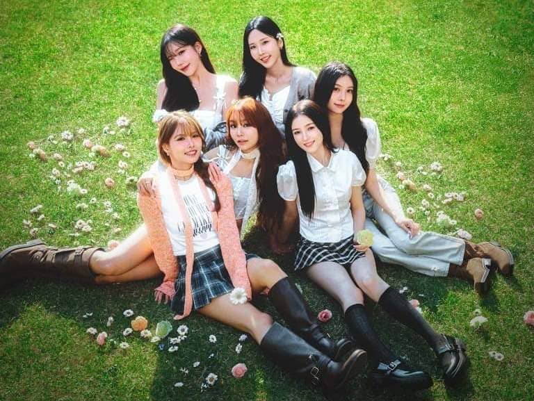 MOMOLAND 모모랜드