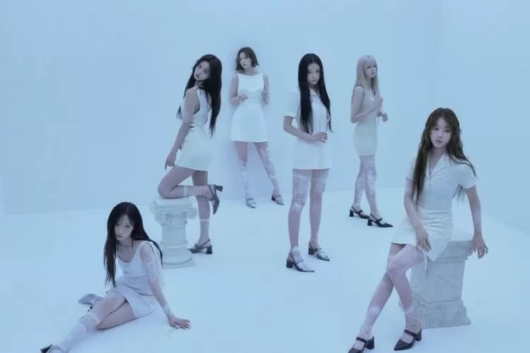 NMIXX Blue Valentine 엔믹스