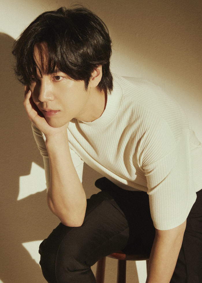 Jang Geun Seok Gets Hooked on Micro-Dramas Jang Geun Seok Gets Hooked on Micro-Dramas