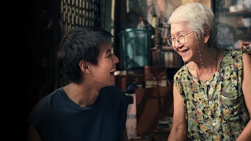 Тайский фильм «Как заработать миллионы, прежде чем умрёт бабушка» номинирован на китайскую премию «Золотой петух»