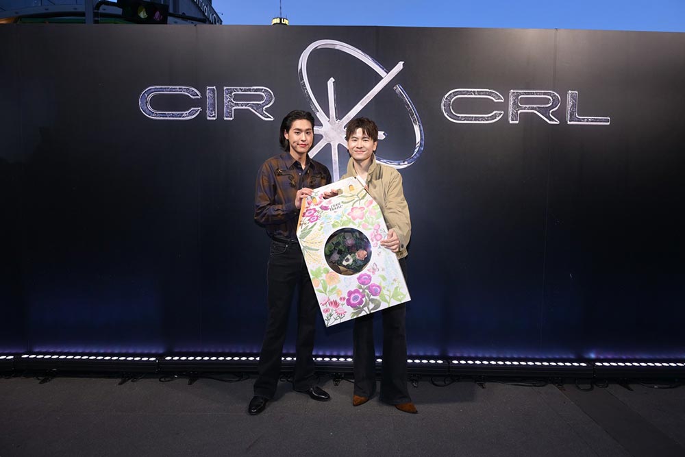 Дебютировала новая T-POP группа CIR*CRL Дебютировала новая T-POP группа CIR*CRL