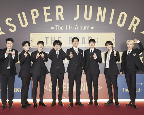 Super Junior вернулись с новым альбомом и рекордом