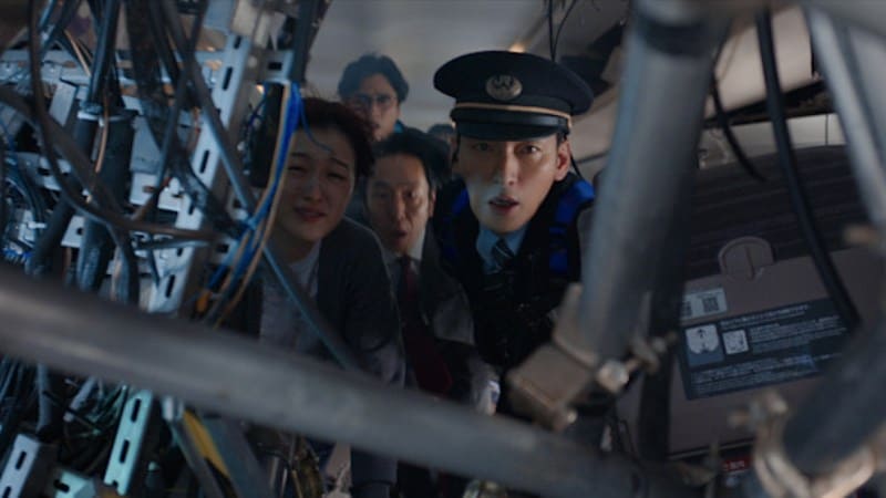 «Взрыв скоростного поезда» – новый японский хит Netflix