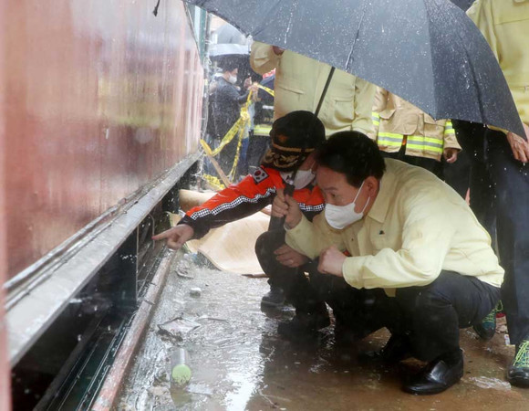 Seoul floods Юн Сок Ёль наводнение сеул