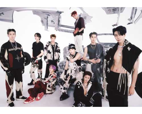 NCT 127 выпустили клип на новую песню «2 Baddies» в стиле киберпанк