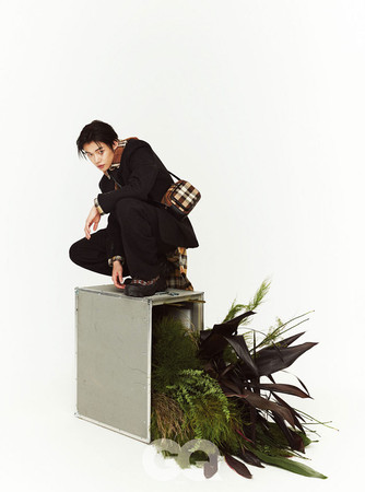 Интервью Ёнджуна из Tomorrow x Together ноябрьскому GQ Korea