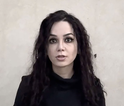Мона Борзуи Mona Borzoui